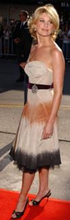 Faith Hill feet photo thumbnail