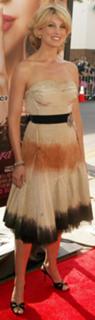 Faith Hill feet photo thumbnail