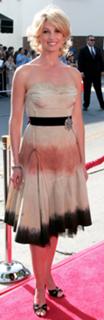 Faith Hill feet photo thumbnail