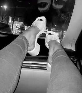 Faith Jefferies feet photo 17