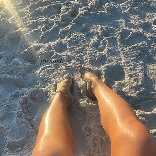 Faith Jefferies feet photo 3