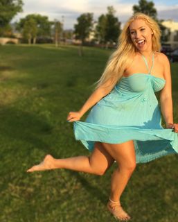 Faith Jefferies feet photo 14