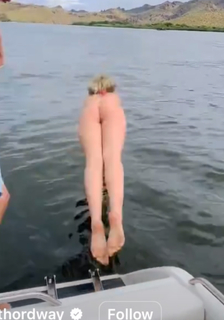 Faith Ordway feet photo thumbnail