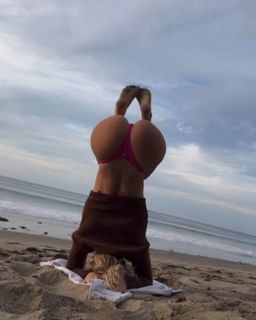 Faith Ordway feet photo thumbnail