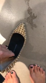 Fajah Lourens feet photo 4