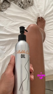 Fajah Lourens feet photo 10
