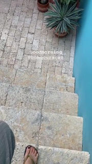 Fajah Lourens feet photo 9