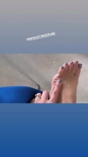 Fajah Lourens feet photo 12