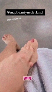 Fajah Lourens feet photo 6