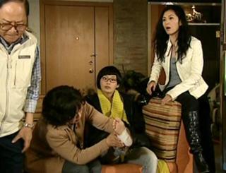 Fala Chen feet photo 6