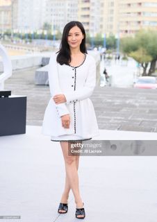 Fala Chen feet photo 4