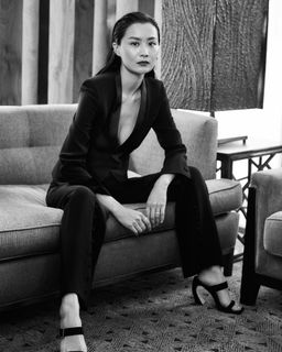 Fala Chen feet photo 1