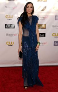 Famke Janssen feet photo thumbnail