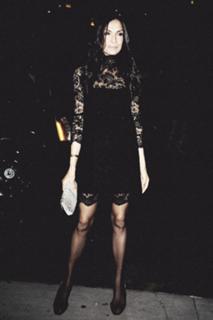 Famke Janssen feet photo thumbnail