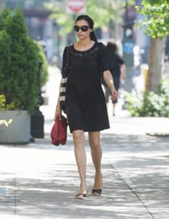 Famke Janssen feet photo thumbnail