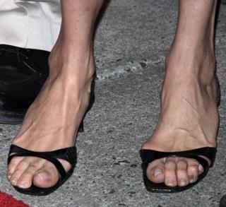 Famke Janssen feet photo thumbnail