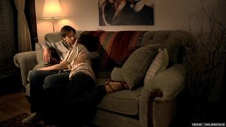 Famke Janssen feet photo thumbnail