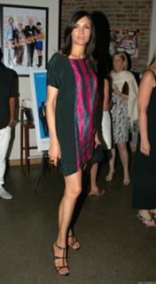 Famke Janssen feet photo thumbnail