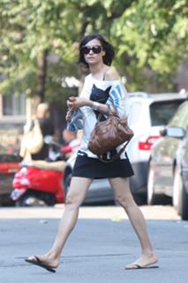 Famke Janssen feet photo thumbnail