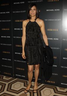 Famke Janssen feet photo thumbnail