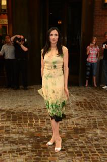 Famke Janssen feet photo thumbnail