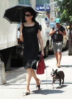 Famke Janssen feet photo thumbnail