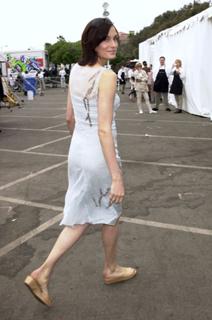 Famke Janssen feet photo thumbnail