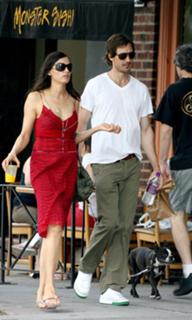 Famke Janssen feet photo thumbnail