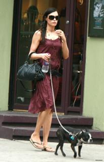 Famke Janssen feet photo thumbnail