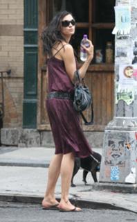 Famke Janssen feet photo thumbnail