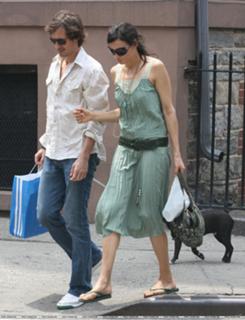 Famke Janssen feet photo thumbnail