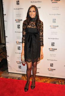 Famke Janssen feet photo thumbnail