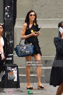 Famke Janssen feet photo thumbnail