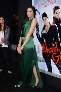 Famke Janssen feet photo thumbnail