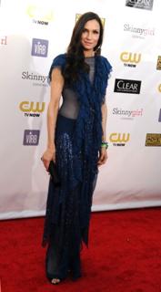 Famke Janssen feet photo thumbnail