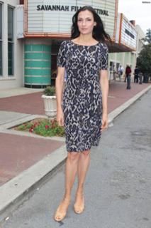 Famke Janssen feet photo thumbnail