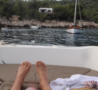 Famke Louise feet photo 15