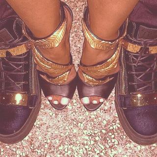 Fanny Neguesha feet photo 8