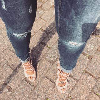 Fanny Neguesha feet photo 4