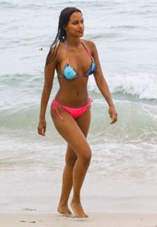 Fanny Neguesha feet photo 18