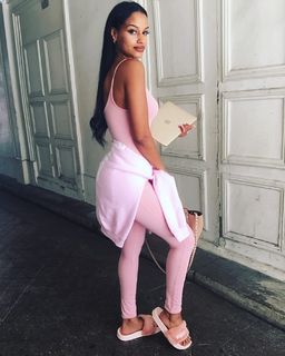 Fanny Neguesha feet photo 4