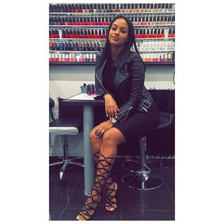 Fanny Neguesha feet photo 9