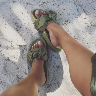 Fanny Neguesha feet photo 9
