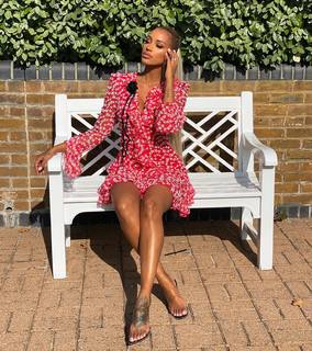 Fanny Neguesha feet photo 12