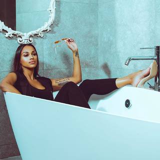 Fanny Neguesha feet photo 10
