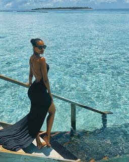 Fanny Neguesha feet photo 14