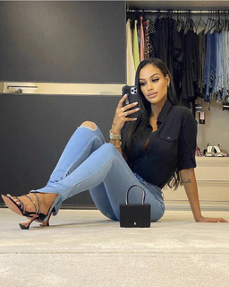 Fanny Neguesha feet photo 3
