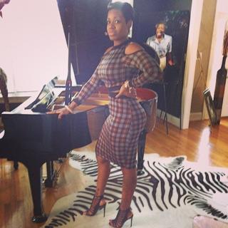 Fantasia Barrino feet photo 11