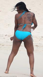Fantasia Barrino feet photo 9