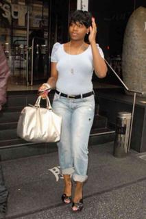 Fantasia Barrino feet photo 2